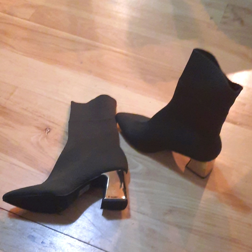 Olive Green Knit Boots